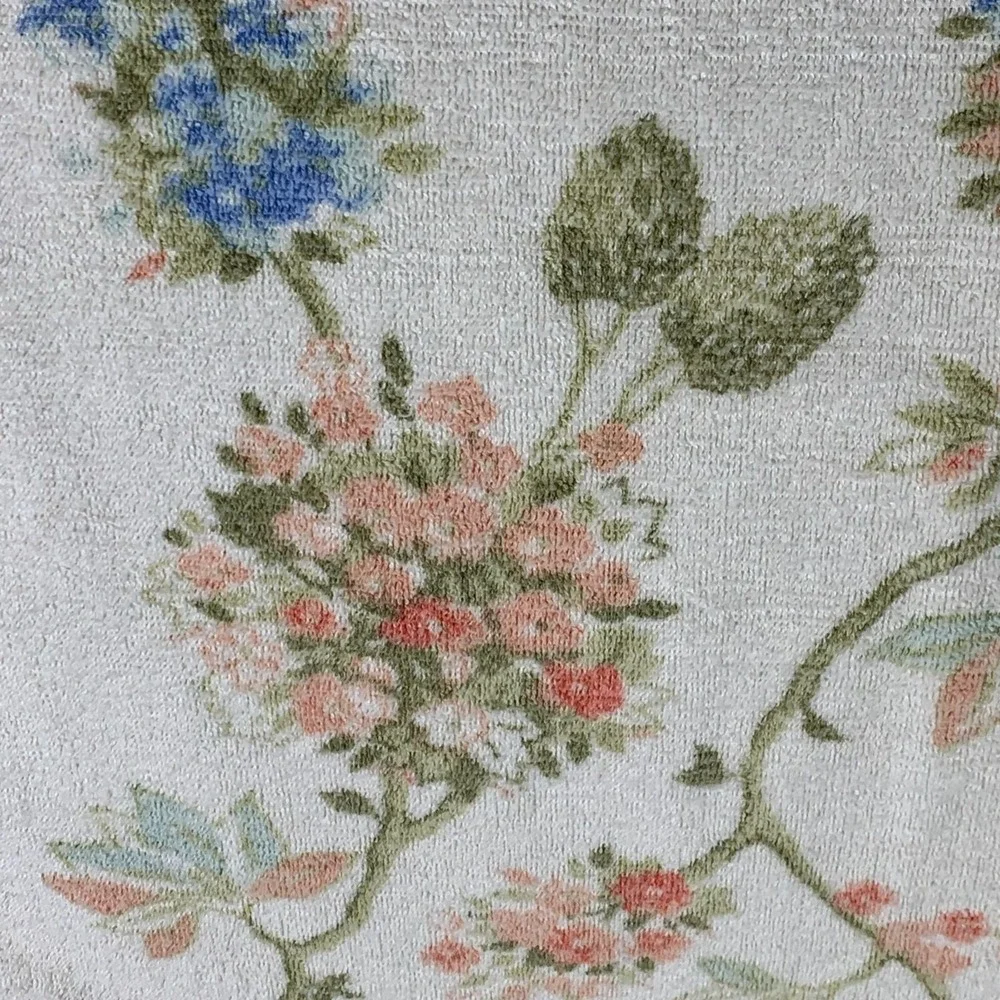 Vintage Fieldcrest Floral Patterned Bath Towel Cotton 23
